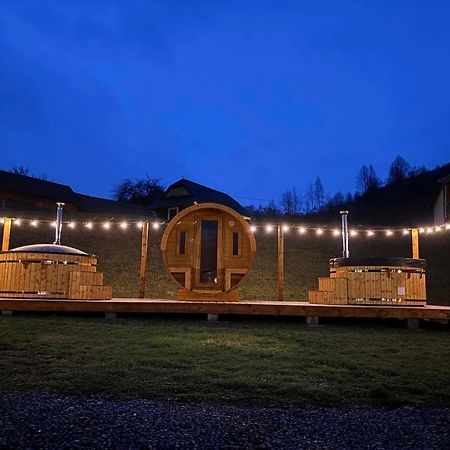 Biotour Camping & Restaurant Ghimes-Faget Экстерьер фото