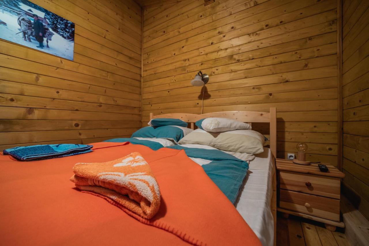 Biotour Camping & Restaurant Ghimes-Faget Экстерьер фото