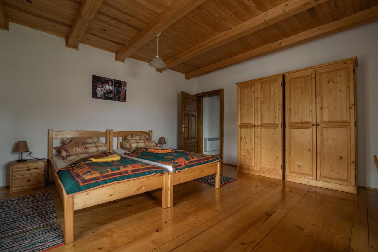 Biotour Camping & Restaurant Ghimes-Faget Экстерьер фото