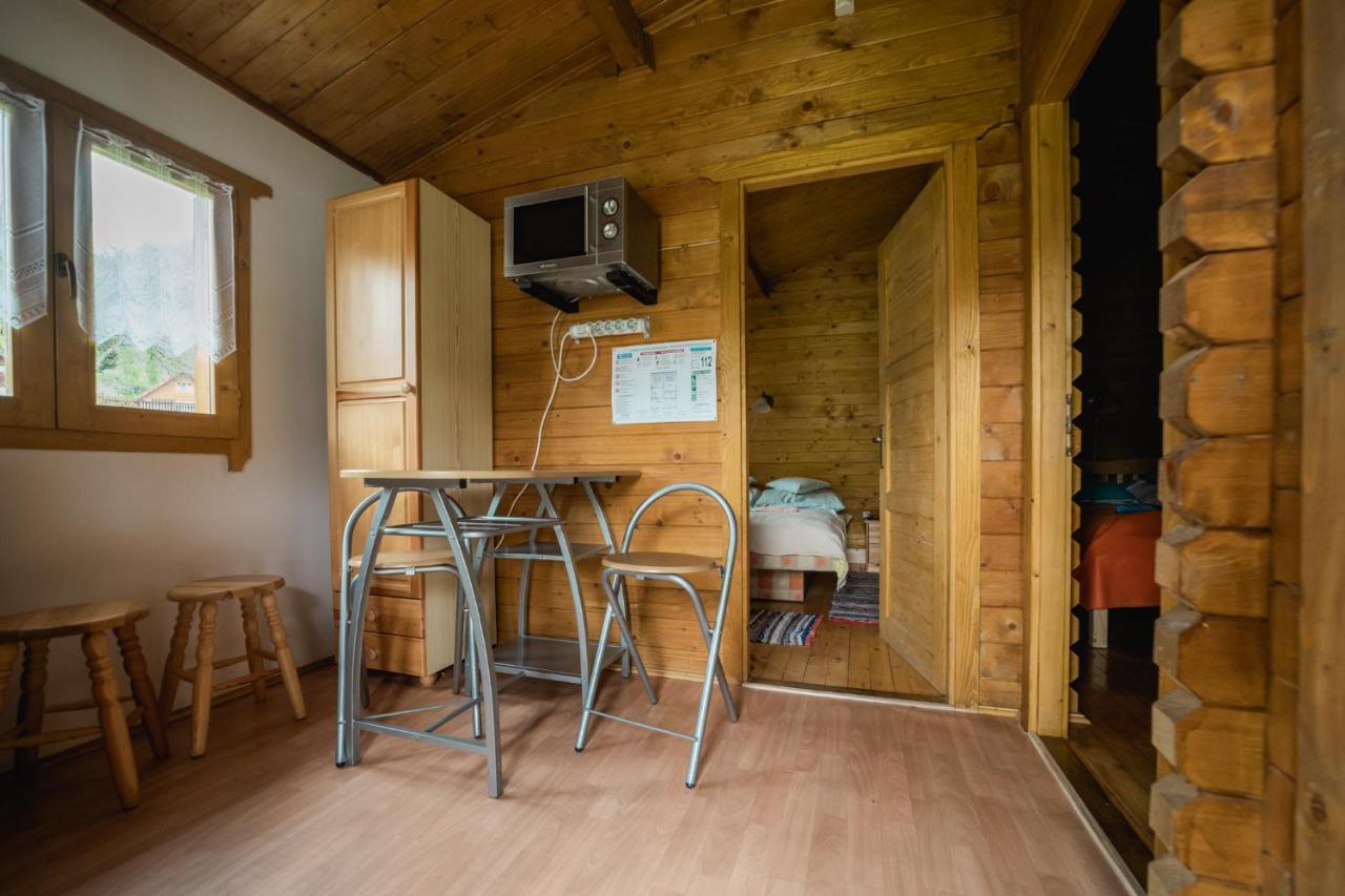 Biotour Camping & Restaurant Ghimes-Faget Экстерьер фото