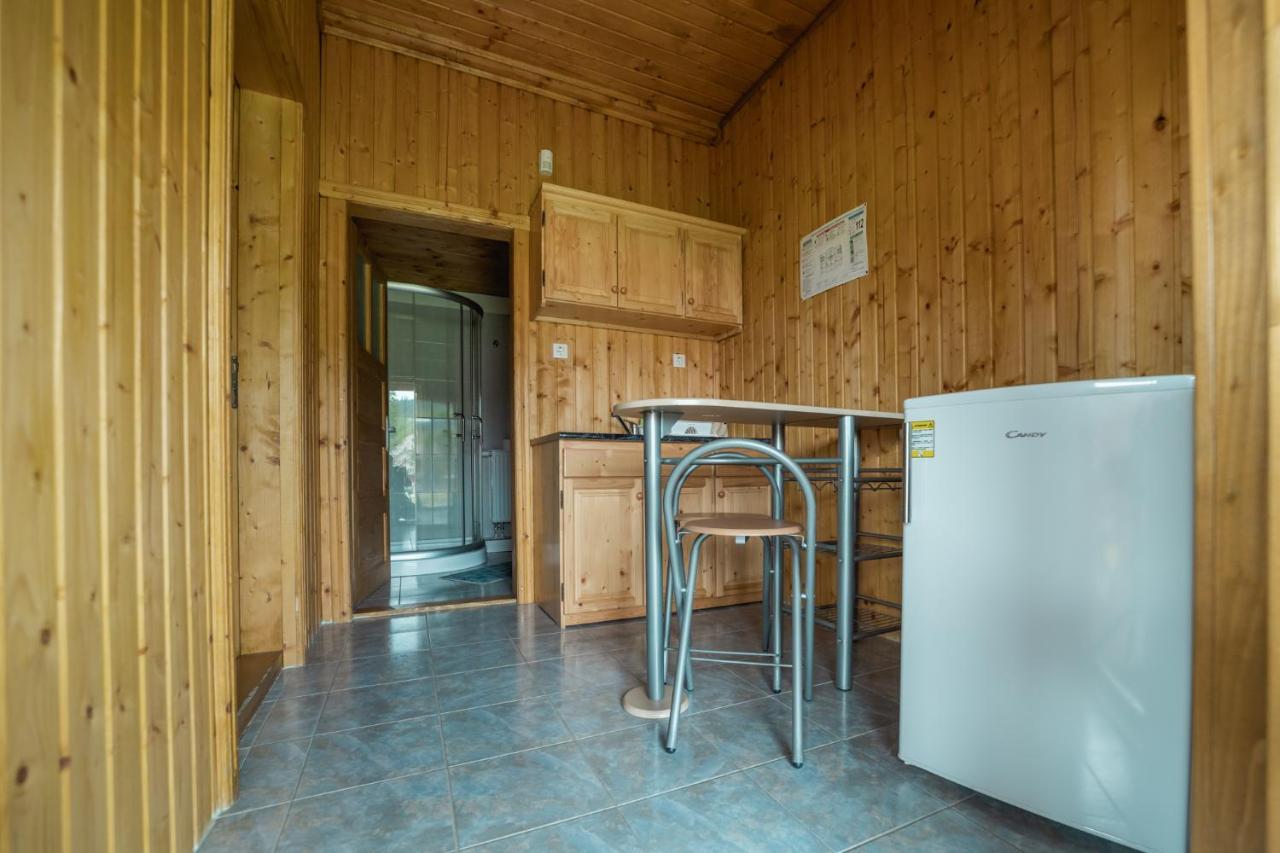 Biotour Camping & Restaurant Ghimes-Faget Экстерьер фото