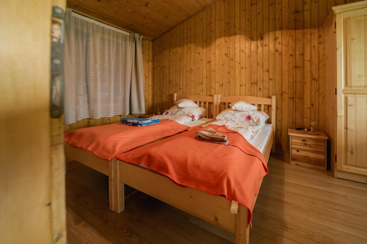 Biotour Camping & Restaurant Ghimes-Faget Экстерьер фото