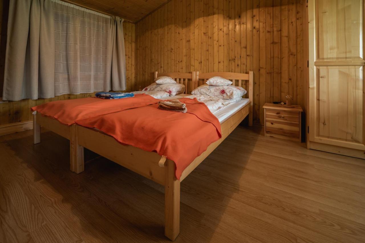 Biotour Camping & Restaurant Ghimes-Faget Экстерьер фото